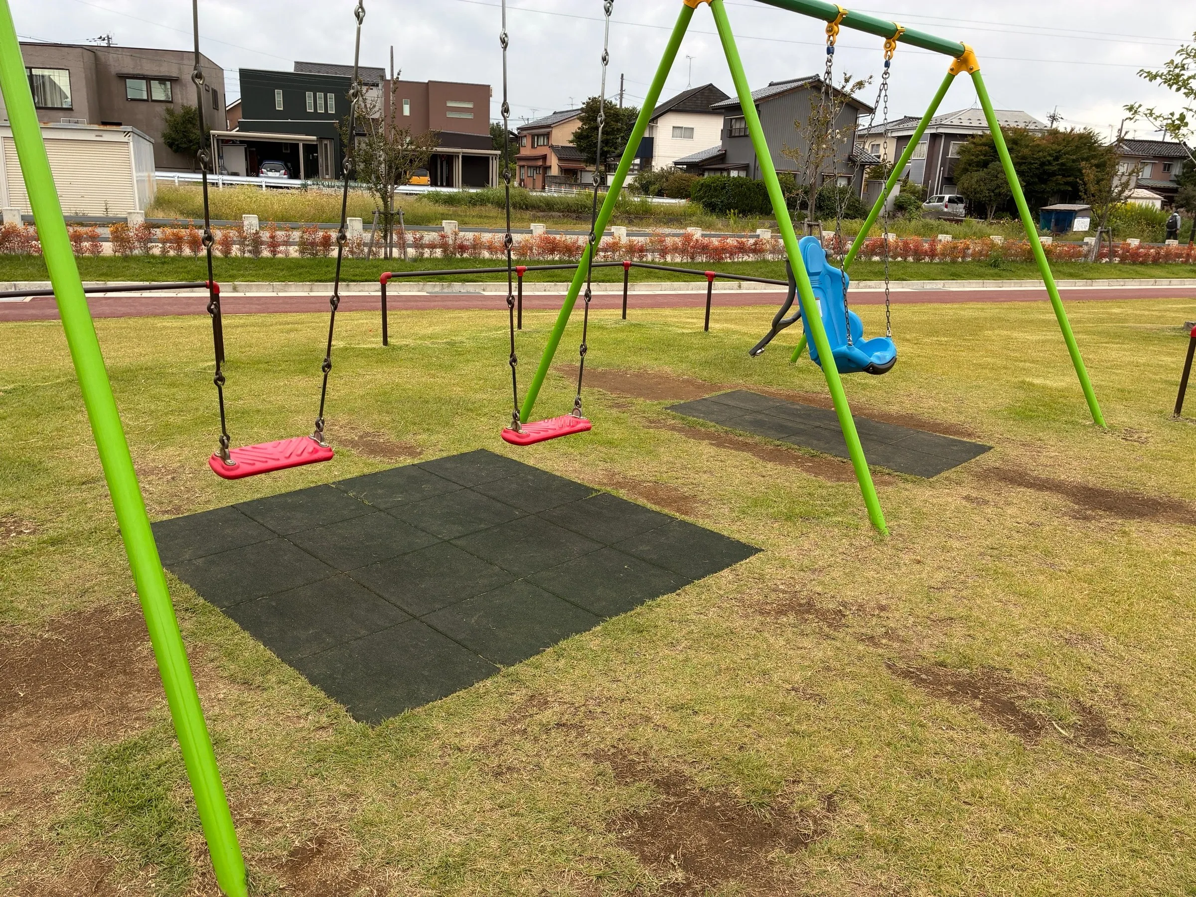 山室二区公園(インクルーシブ遊具)の写真 1枚目